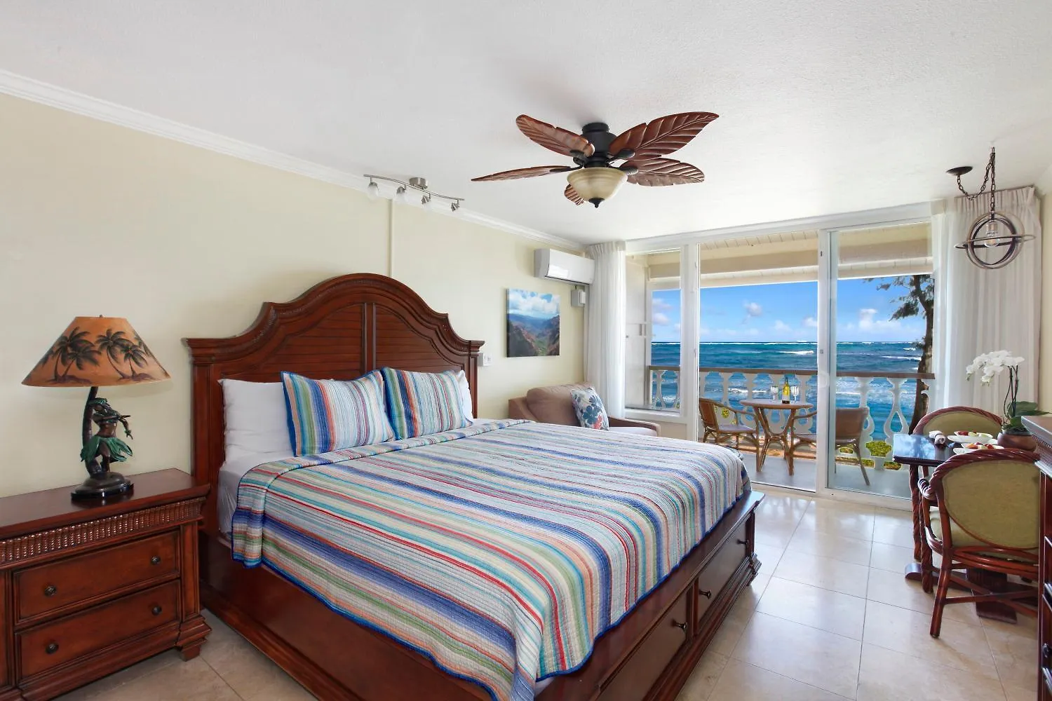 Islander On The Beach 352 Oceanfront *Penthouse* Ac Pool Kapa'a United States
