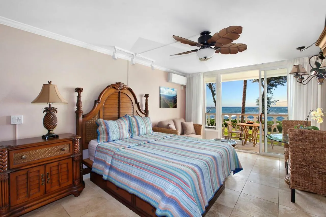Islander On The Beach 352 Oceanfront *Penthouse* Ac Pool Kapa'a 0*,  United States